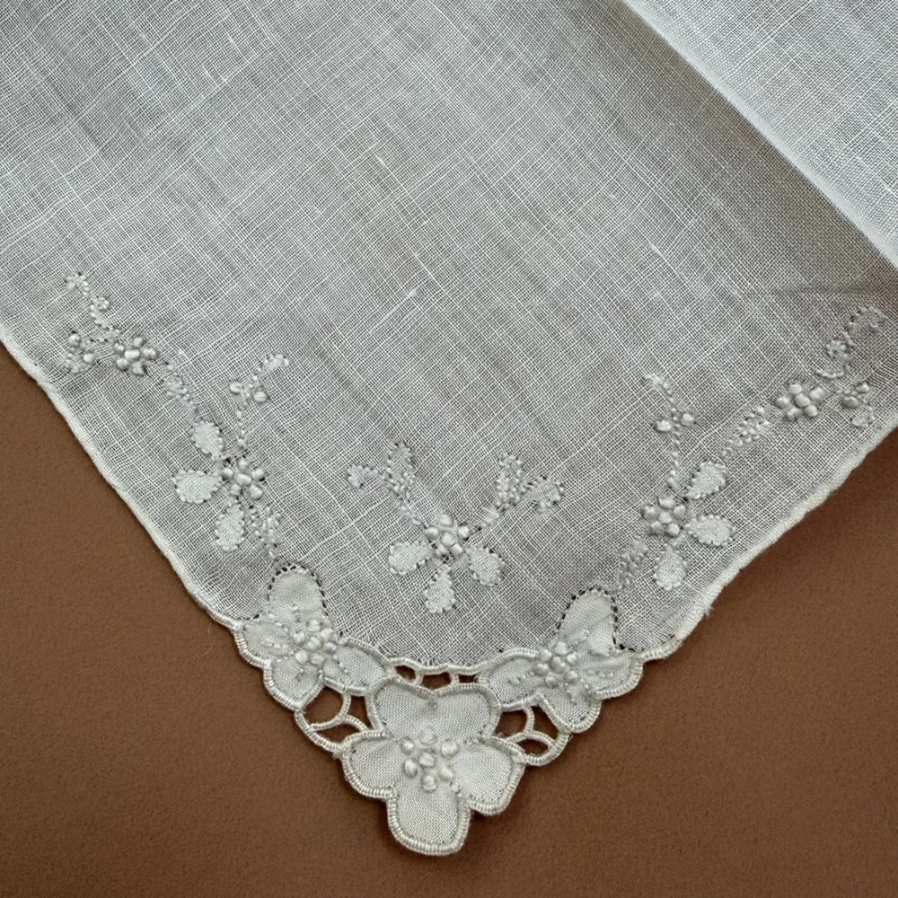 Vintage York Street Handkerchief Hand Made Madeira Linen Embroidered NOS Bridal